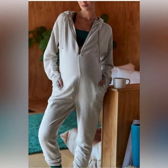 FP Movement Hatch Warm Up‎ Jumpsuit in Heathered Gray Size Small Oversized